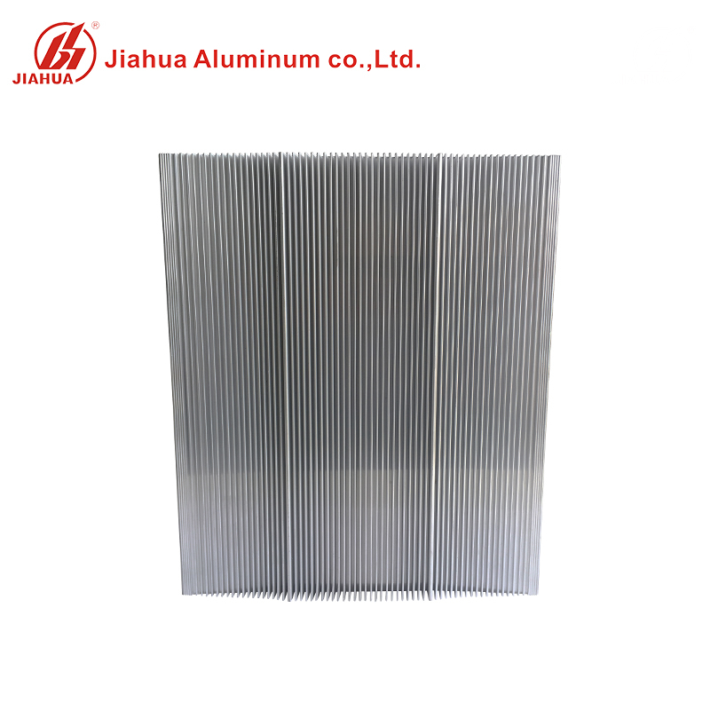 Extrusión de barra de aluminio de disipador de calor de producción de CNC de alta precisión para amplificador