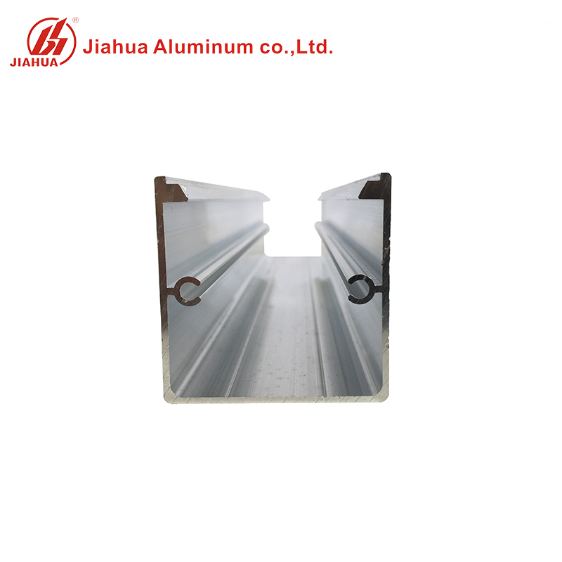 Monte los soportes de aluminio de la barandilla del tubo hueco cuadrado para la barandilla del balcón