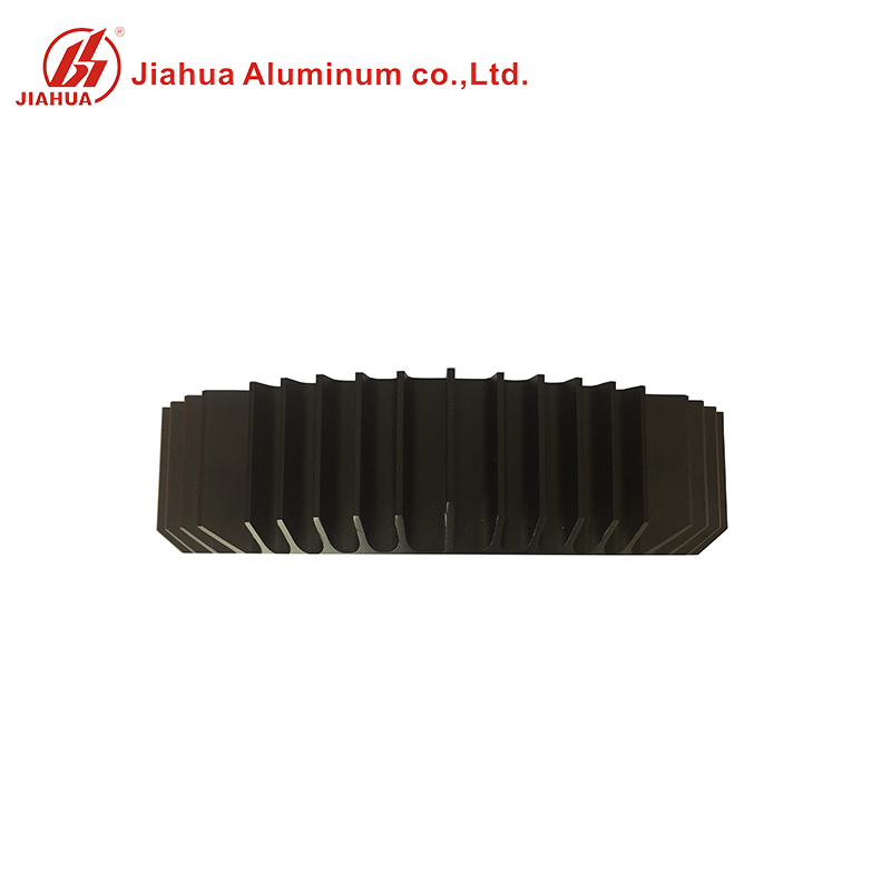 Perfil de aluminio anodizado negro de la protuberancia de la tubería del disipador de calor del proceso profundo para automotriz