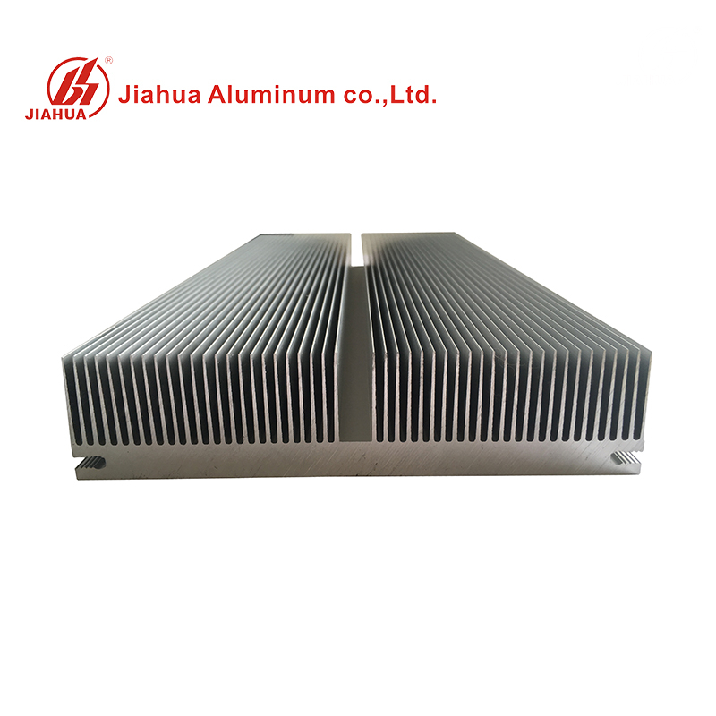 Perfiles de aleación del disipador de calor de extrusión de aluminio del radiador 6063 T6 del final del molino para uso industrial